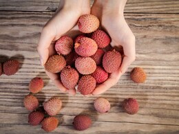 Can You Eat Litchi On A Weight Loss Diet? Here Is What Experts Say Can You Eat Litchi On A Weight Loss Diet? Here Is What Experts Say