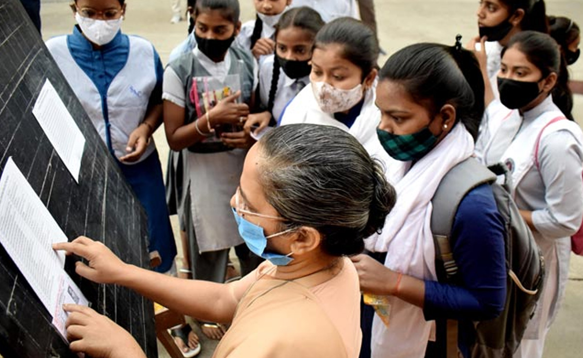 Private Medical College In Madhya Pradesh Not To Charge Tuition Fee For PG Course; Check Details