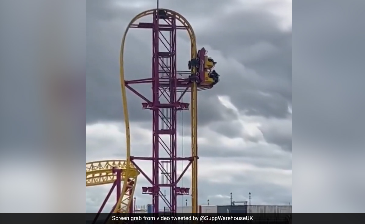 Video: Rollercoaster In UK Gets Stuck, Riders Left Hanging For Nearly 40 Minutes