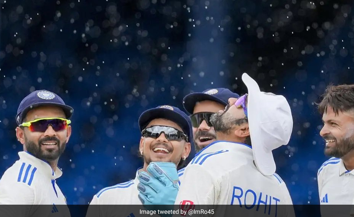 "मुंबई या .." दूसरा टेस्ट ड्रा होने के बाद रोहित शर्मा ने किया रिएक्ट, ट्वीट ने सोशल मीडिया पर मचाई धूम