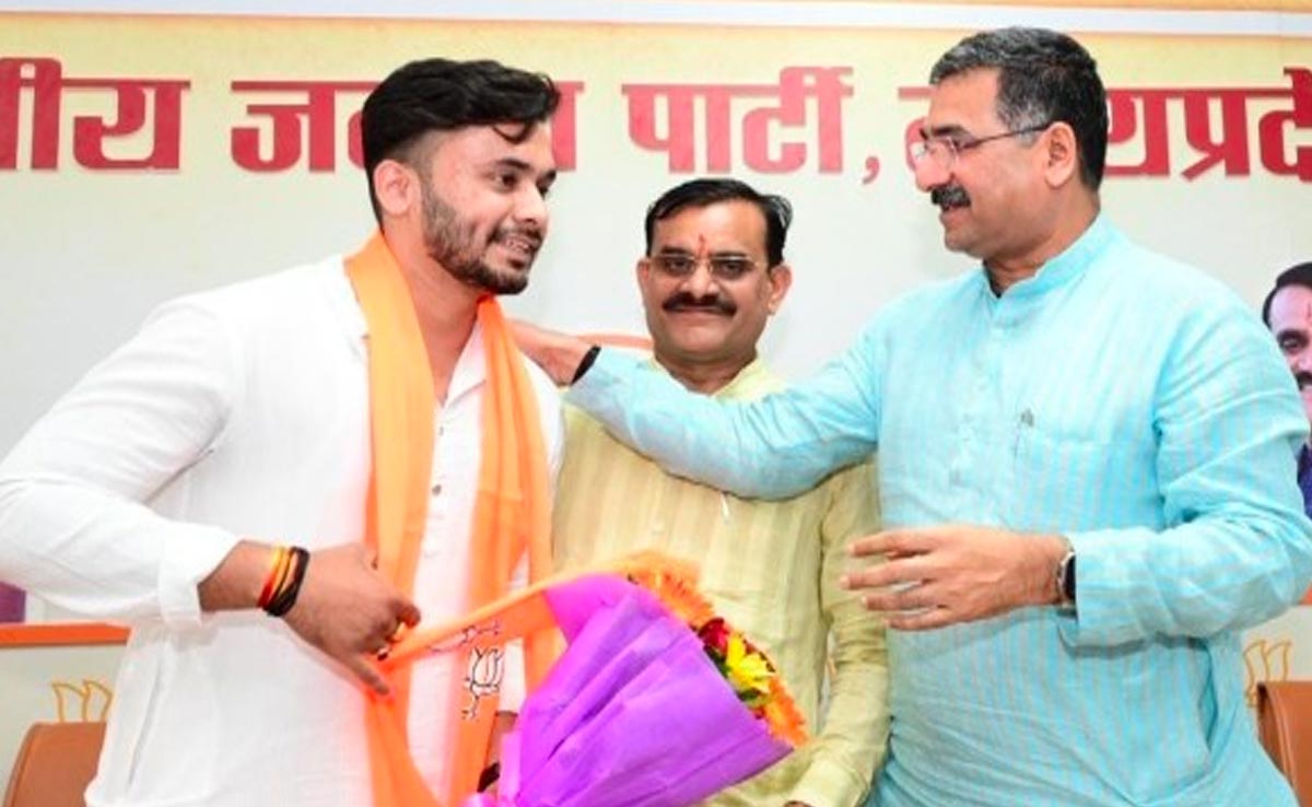 जबलपुर : सिहोरा से कांग्रेस के प्रत्याशी रहे आर्मो ने थामा BJP का दामन, घनघोरिया ने भी छोड़ी कांग्रेस