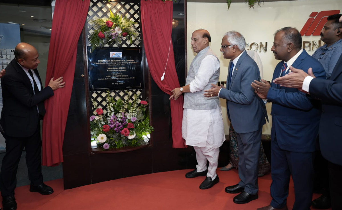 राजनाथ सिंह ने मलेशिया में HAL के क्षेत्रीय कार्यालय का किया उद्घाटन