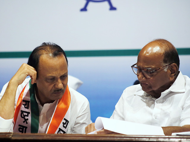 NCP के दोनों गुट बुधवार को करेंगे शक्ति प्रदर्शन, अलग-अलग बुलाई बैठक