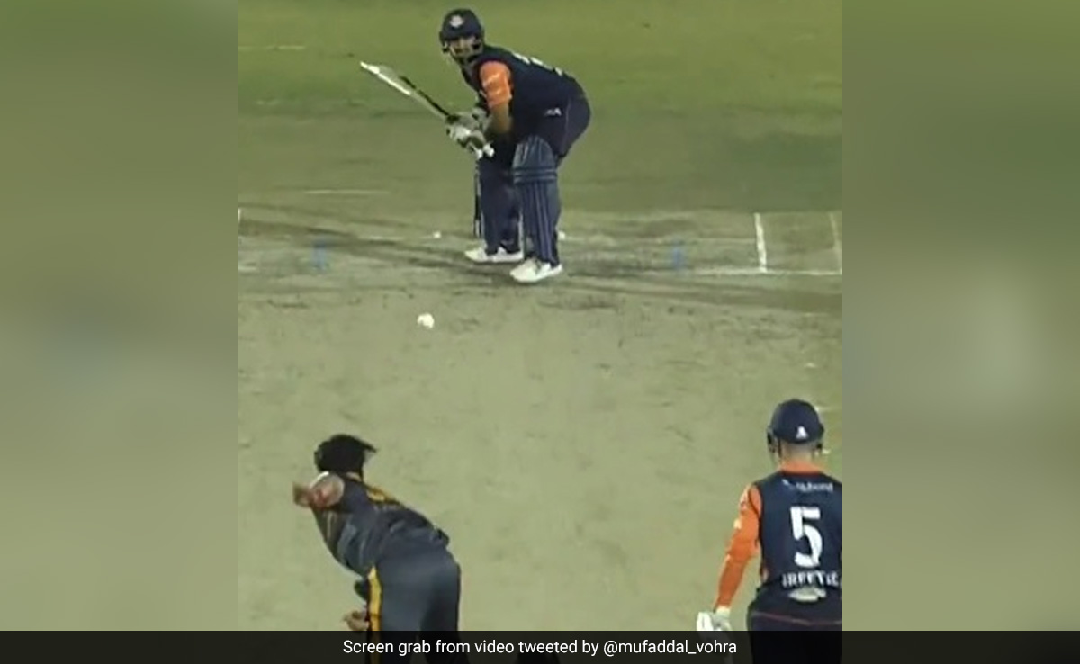 सालों बाद दिखा श्रीसंत का जलवा, 6 गेंद में पलट दी बाजी, विरोधी टीम की ऐसे फूटी किस्मत, Video