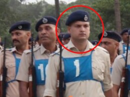 "अक्सर खो देता था आपा..." : ट्रेन में 4 लोगों को गोली मारने वाले RPF जवान के बारे में बोले अधिकारी "अक्सर खो देता था आपा..." : ट्रेन में 4 लोगों को गोली मारने वाले RPF जवान के बारे में बोले अधिकारी