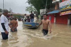 Boats, People Swimming On Delhi Streets As Yamuna Water Floods Streets Boats, People Swimming On Delhi Streets As Yamuna Water Floods Streets