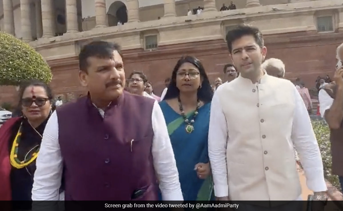 No Need To Hold Overnight Protest: Congress Chief To AAP's Sanjay Singh
