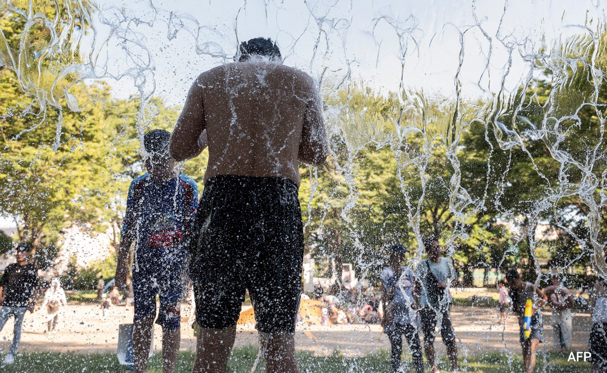 Japan Issues Heatstroke Alerts As Temperatures Soar