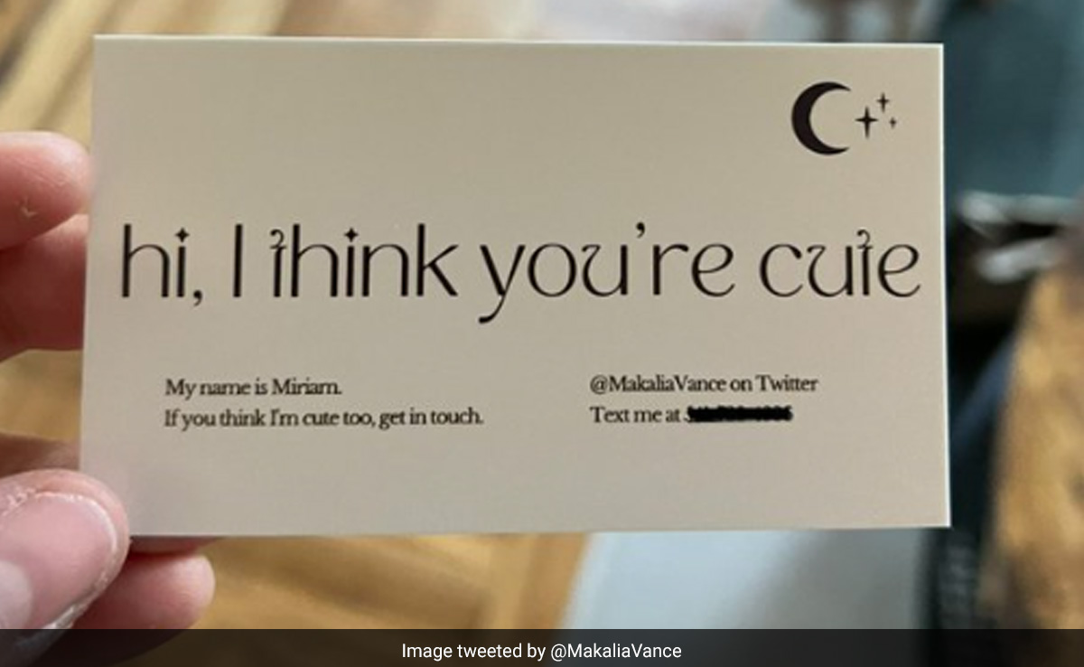 अगर मैं क्यूट हूं, तो संपर्क करें... महिला ने डेटिंग के लिए किया जुगाड़, अनोखे मैसेज के साथ बांट रही बिजनेस कार्ड