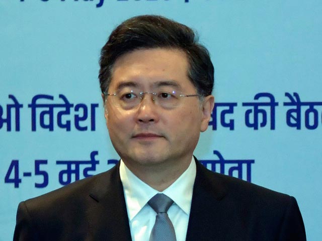 चीन ने अपने 'लापता' विदेश मंत्री किन गैंग को पद से हटाया