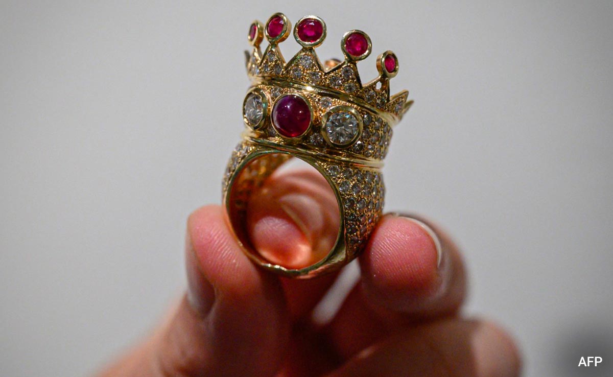 $1 Million For Ring Worn By Rap Legend Before He Was Shot In 1996