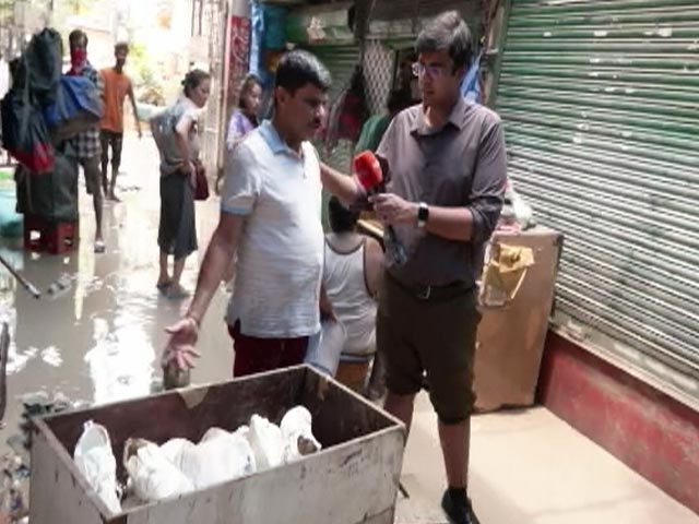 दिल्ली के मॉनेस्ट्री मार्केट में बाढ़ से भारी नुकसान, NDTV के कैमरे पर छलका व्यपारियों का दर्द