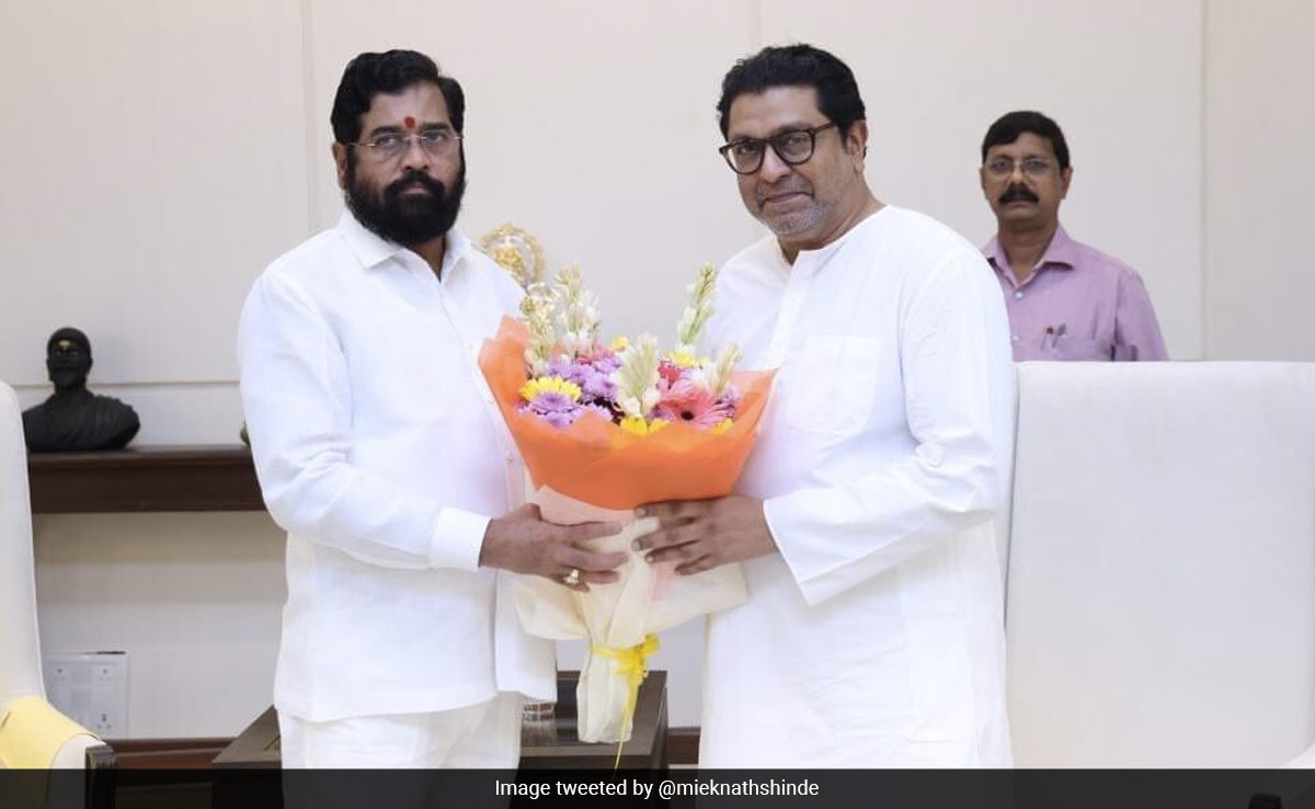 Raj Thackeray Meets Eknath Shinde, Discuss Farm Loans, Other Issues