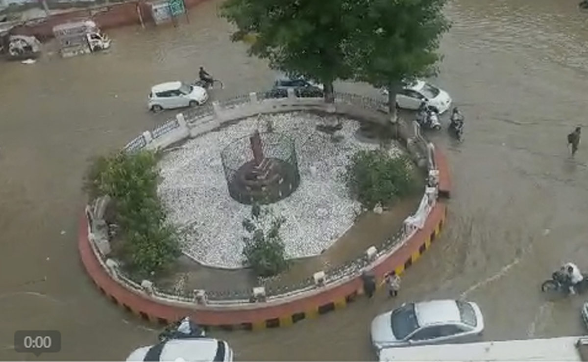 श्रीगंगानगर में 5 घंटे बरसे बादल, कई जगह जलजमाव, सूरतगढ़ में बिजली गिरने से एक की मौत