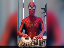 उस्ताद पीटर पार्कर-मार्वल 'घराना', तबला बजाते स्पाइडर मैन का VIDEO देख फैंस हुए क्रेजी उस्ताद पीटर पार्कर-मार्वल 'घराना', तबला बजाते स्पाइडर मैन का VIDEO देख फैंस हुए क्रेजी