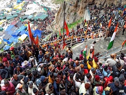 अमरनाथ यात्रा के 12वें दिन 19 हजार से ज्यादा श्रद्धालुओं ने किए बाबा बर्फानी के दर्शन अमरनाथ यात्रा के 12वें दिन 19 हजार से ज्यादा श्रद्धालुओं ने किए बाबा बर्फानी के दर्शन