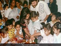 इस बर्थडे पार्टी में मौजूद हैं तीन स्टार किड्स, आपने पहचाना ? इस बर्थडे पार्टी में मौजूद हैं तीन स्टार किड्स, आपने पहचाना ?