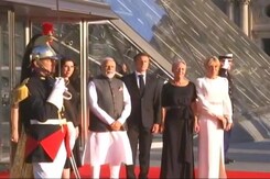 PM Modi At Louvre Museum For Banquet Dinner PM Modi At Louvre Museum For Banquet Dinner