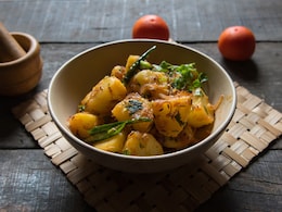 Sawan Somvar Vrat Special Aloo Chaat: How To Make This Fasting Favourite At Home