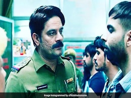 चाकू की नोक पर फिर से हाथी राम चौधरी, पाताल लोक 2 का पहला पोस्टर आया सामने चाकू की नोक पर फिर से हाथी राम चौधरी, पाताल लोक 2 का पहला पोस्टर आया सामने