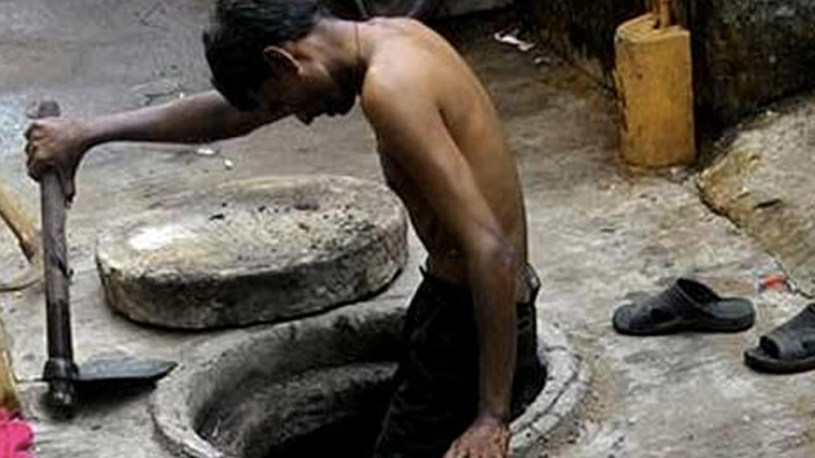 Nearly 500 Died While Cleaning Sewers Or Septic Tanks Since 2019: Centre