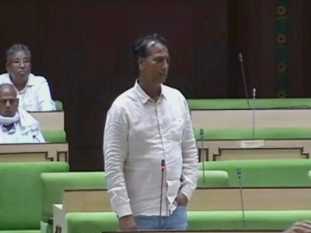 राजस्थान के मंत्री ने अपनी ही सरकार को घेरा, बोले- मणिपुर की बजाय अपने गिरेबां में झांकना चाहिए