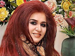 सर्दियों में गर्म पानी से बाल धोना चाहिए या नहीं, जानें क्या कहती हैं  ब्यूटी एक्सपर्ट Shahnaz Husain