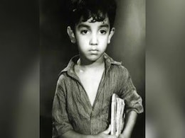 हाथों में किताब पकड़े ये बच्चा 4 साल की उम्र से ही करने लगा था काम, ऑस्कर में गई सबसे ज्यादा फिल्में, 68 में भी हैं अकेले हाथों में किताब पकड़े ये बच्चा 4 साल की उम्र से ही करने लगा था काम, ऑस्कर में गई सबसे ज्यादा फिल्में, 68 में भी हैं अकेले