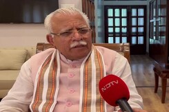 “रेप का दोषी राम रहीम हमारे लिए अपराधी” : NDTV से बोले हरियाणा CM मनोहर लाल “रेप का दोषी राम रहीम हमारे लिए अपराधी” : NDTV से बोले हरियाणा CM मनोहर लाल