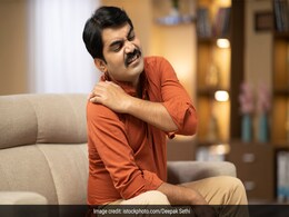 शरीर में दर्द के बाद हो रहा है बुखार तो अपनाना शुरू कर दीजिए ये घरेलू उपाय, Body Ache हो जाएगा दूर शरीर में दर्द के बाद हो रहा है बुखार तो अपनाना शुरू कर दीजिए ये घरेलू उपाय, Body Ache हो जाएगा दूर