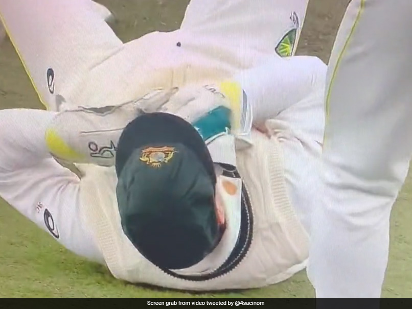 "Definitely A Smooch. Behave Alex Carey": Ex-England Captain's Reaction Goes Viral