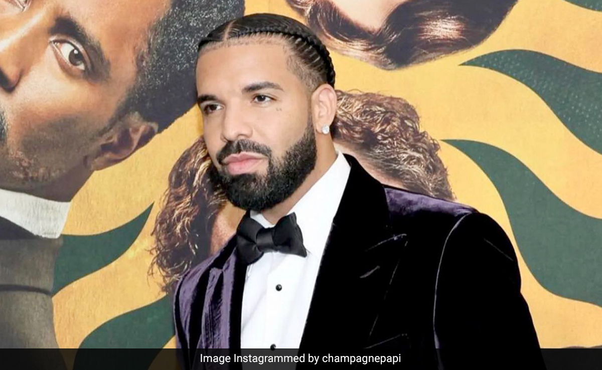 Rapper Drake Gives $50,000 To Fan At Miami Concert. Here's Why