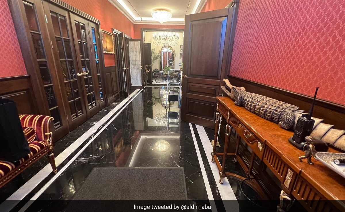 In Pics: Wigs, Guns And Sledgehammer Found Inside Wagner Chief's Russian Mansion
