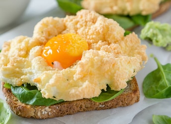 Cloud Eggs: The Softest And Fluffiest Egg Delight You Can Easily Make In Minutes Cloud Eggs: The Softest And Fluffiest Egg Delight You Can Easily Make In Minutes
