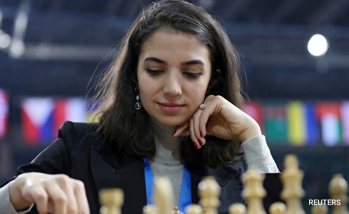 Iranian Chess Player Who Removed Hijab Gets Spain Citizenship