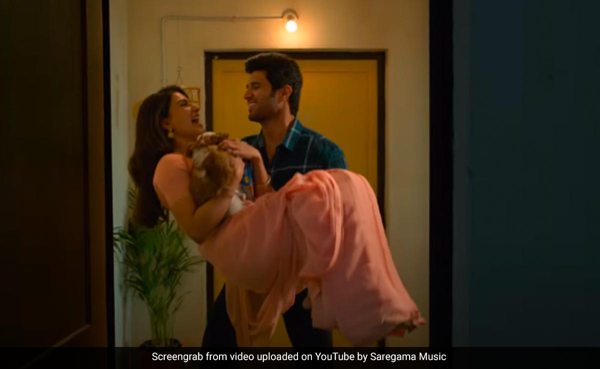 Vijay Deverakonda On New <i>Kushi</i> Song <i>Aradhya</i>: "When I Get Married This Is How..."