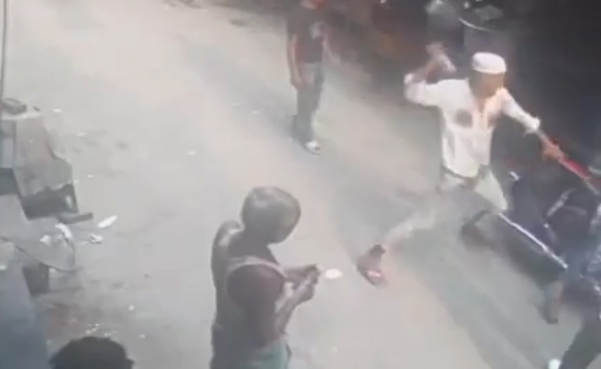 On Camera, Delhi Man Stabbed To Death By Girlfriend's Family