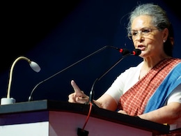 BJP के आरोपों पर शशि थरूर ने हिंदू उदारवाद के संबंध में सोनिया गांधी के भाषण की दिलाई याद BJP के आरोपों पर शशि थरूर ने हिंदू उदारवाद के संबंध में सोनिया गांधी के भाषण की दिलाई याद