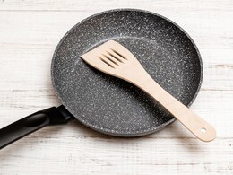 Say Goodbye To Your Non-Stick Pan: 7 Signs It's Time For A Replacement Say Goodbye To Your Non-Stick Pan: 7 Signs It's Time For A Replacement