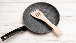 Non-Stick Pans: Are They Worth It For Daily Cooking? 5 Pros And Cons To Consider