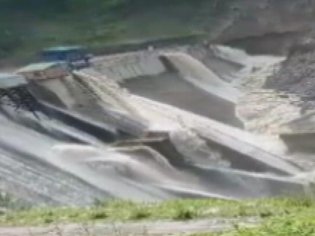 Himachal's Malana Dam Overflows: Flood Threat For Nearby Areas?