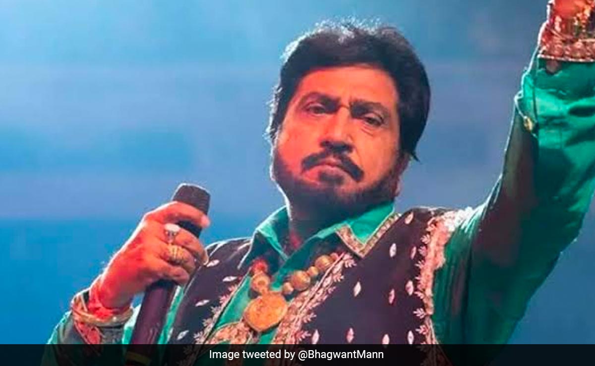 Veteran Punjabi Singer Surinder Shinda Dies