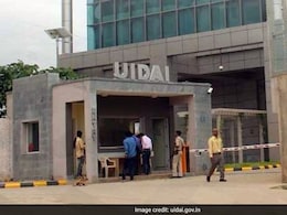 Poll Body, UIDAI To Hold Technical Consultations On Aadhaar-Voter ID Link Poll Body, UIDAI To Hold Technical Consultations On Aadhaar-Voter ID Link