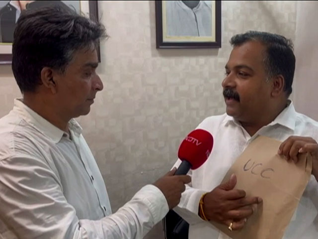 Uniform Civil Code पर संसदीय समिति की बैठक, विपक्षी नेताओं ने उठाए सवाल