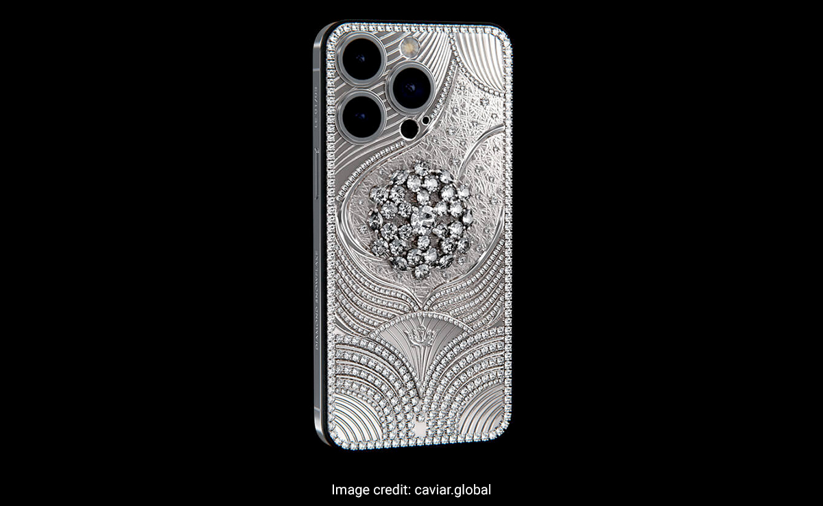 Pendant Added To iPhone ProMax, Apple's Costliest. The Price Now Is...