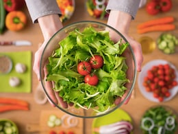 Green Salad Benefits: इन फायदों से भरा है हरा सलाद, यहां जानें बनाने का आसान तरीका Green Salad Benefits: इन फायदों से भरा है हरा सलाद, यहां जानें बनाने का आसान तरीका