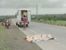 शाजापुर में टैंकर ने मारी बाईक को टक्कर, मां-बेटी की मौत, 3 घायल शाजापुर में टैंकर ने मारी बाईक को टक्कर, मां-बेटी की मौत, 3 घायल