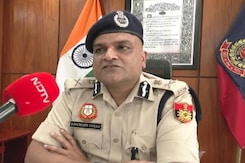 स्पेशल CP ट्रैफिक ने कहा- ट्रैफिक तोड़ने वालों के खिलाफ कार्रवाई के लिए दूसरे राज्यों से भी मदद लेंगे स्पेशल CP ट्रैफिक ने कहा- ट्रैफिक तोड़ने वालों के खिलाफ कार्रवाई के लिए दूसरे राज्यों से भी मदद लेंगे