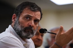 SC राहुल गांधी की याचिका पर करेगा विचार, गुजरात सरकार और शिकायतकर्ता को जारी किया नोटिस SC राहुल गांधी की याचिका पर करेगा विचार, गुजरात सरकार और शिकायतकर्ता को जारी किया नोटिस