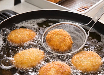 How Safe Is It To Reuse Cooking Oil? Experts Weigh In How Safe Is It To Reuse Cooking Oil? Experts Weigh In